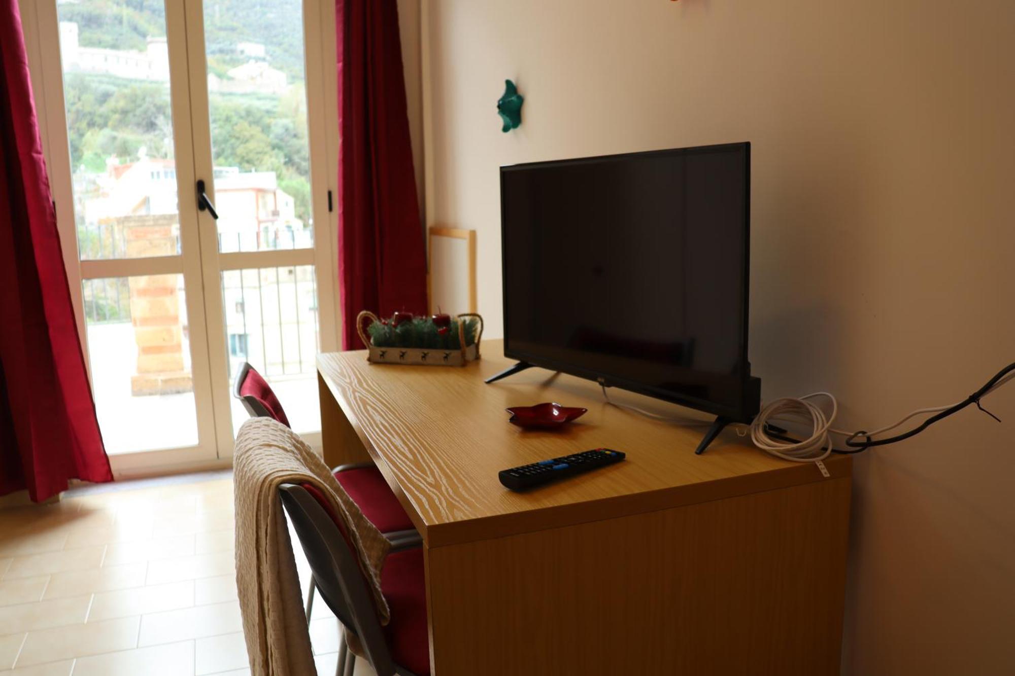 Хостел Stabia Gulfview Кастелламмаре-ди-Стабия Экстерьер фото