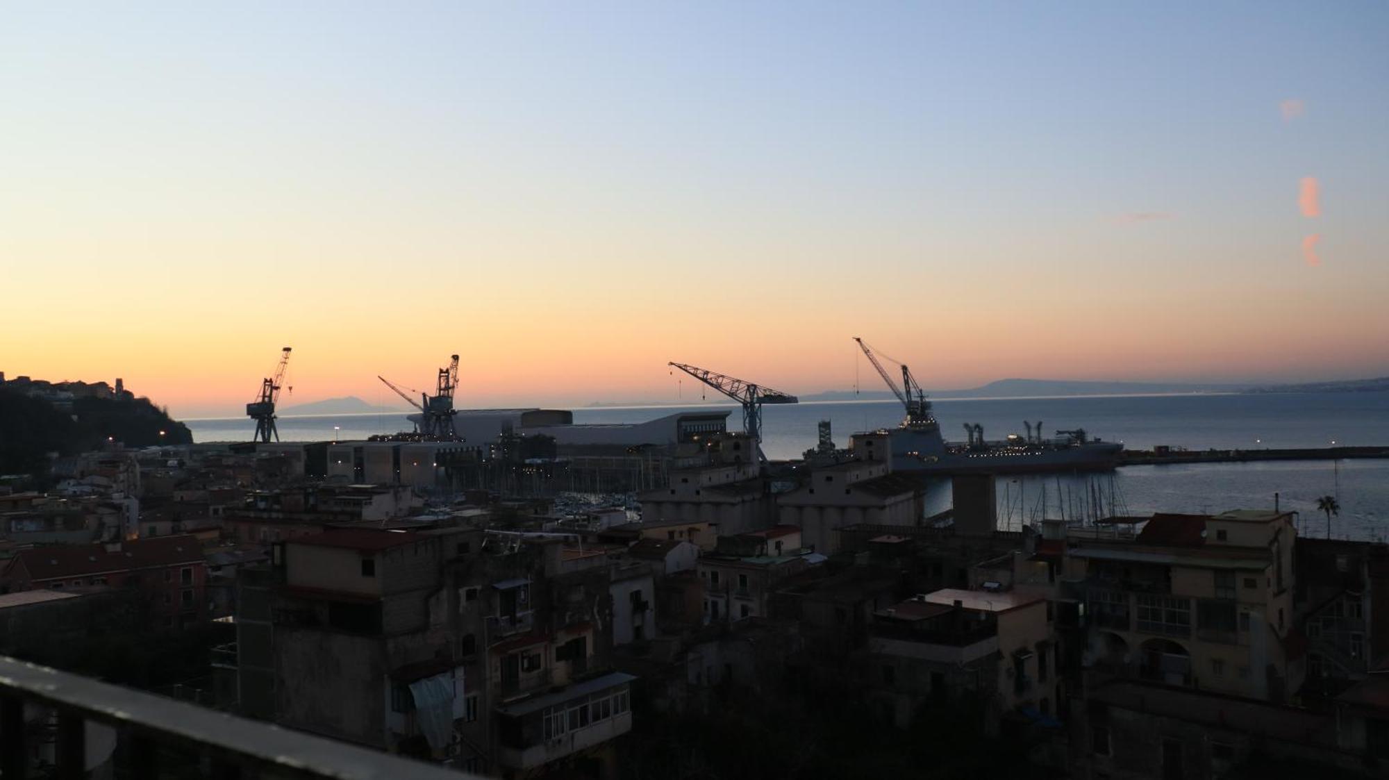 Хостел Stabia Gulfview Кастелламмаре-ди-Стабия Экстерьер фото