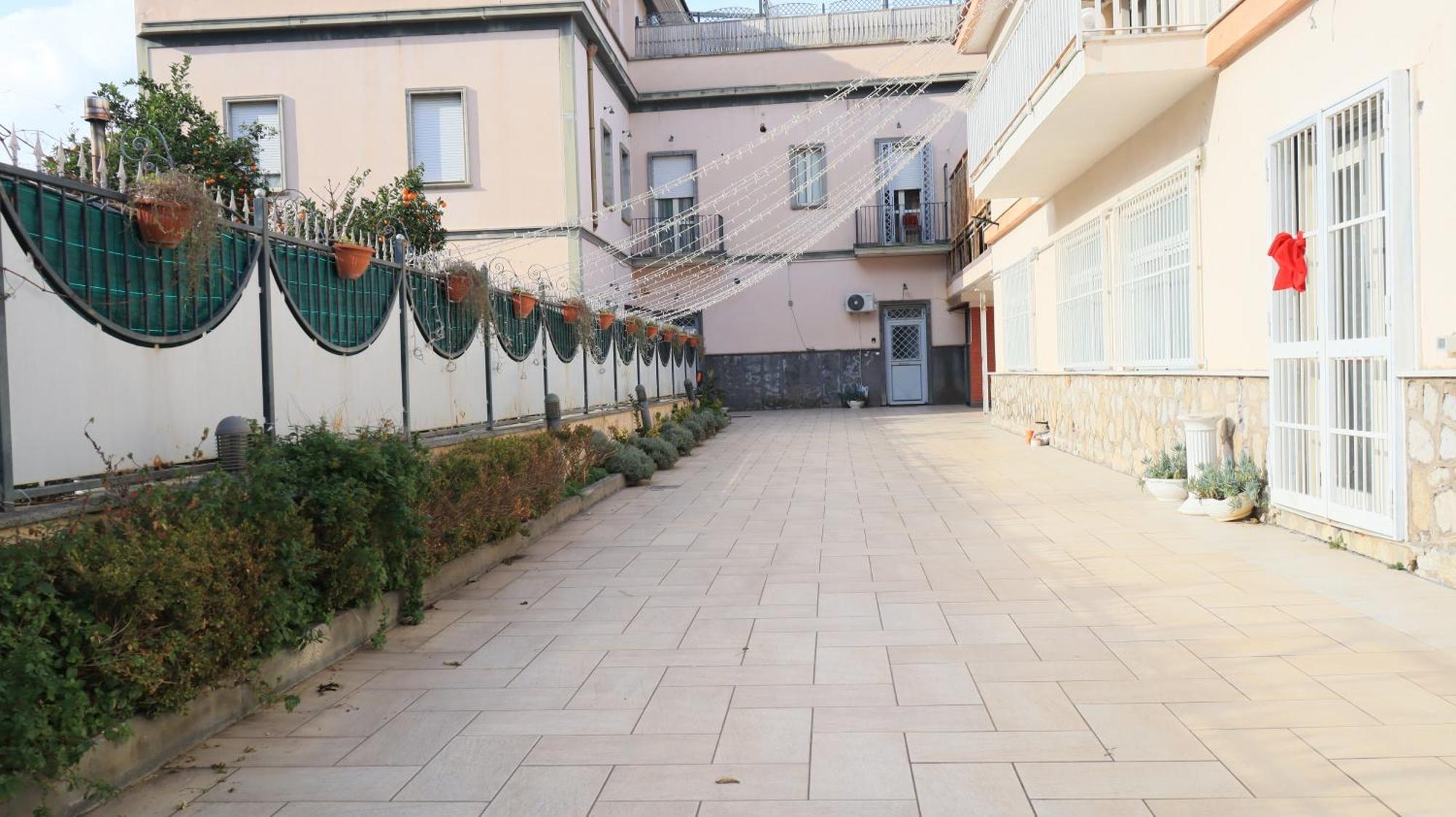 Хостел Stabia Gulfview Кастелламмаре-ди-Стабия Экстерьер фото